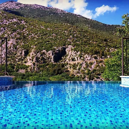 Dom wakacyjny Mosor Mit Beheiztem Salzwasserpool Und Sauna *